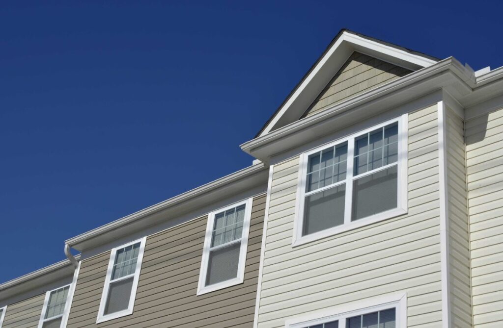 vinyl siding guide in Edmonton